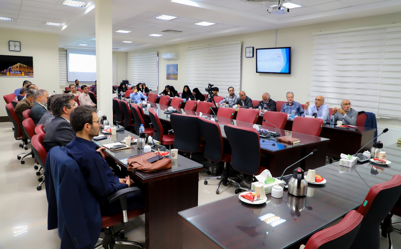 برگزاری کارگاههای آموزشی نگارش و ارزیابی مقالات دانشنامه دفاع مقدس