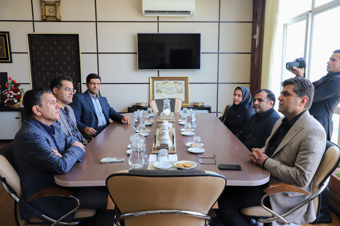 بر توسعه همکاریها در دیدار مدیر شعب بانک ملت استان با سرپرست دانشگاه بیرجند تأکید شد