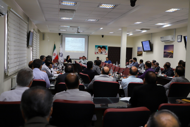 در نشست مدیران گروههای آموزشی بر چابکسازی فرآیندها و ارتقای کیفیت آموزشی تأکید شد